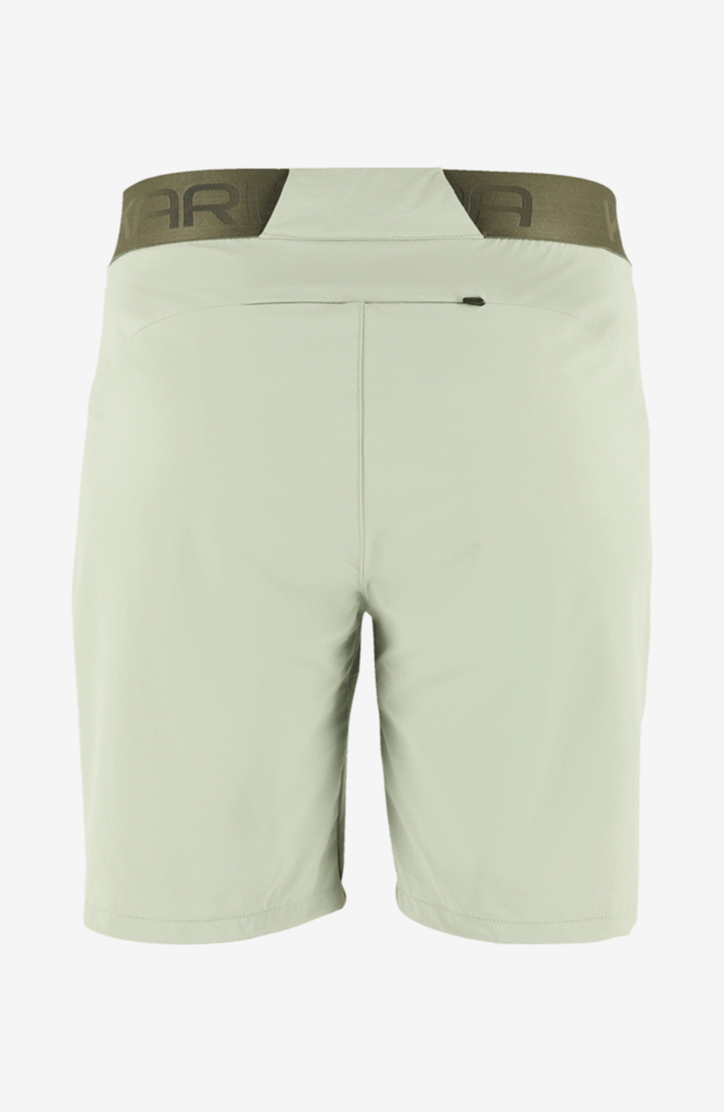 Kari Traa Sanne Outdoor Shorts 8In in GRÜN