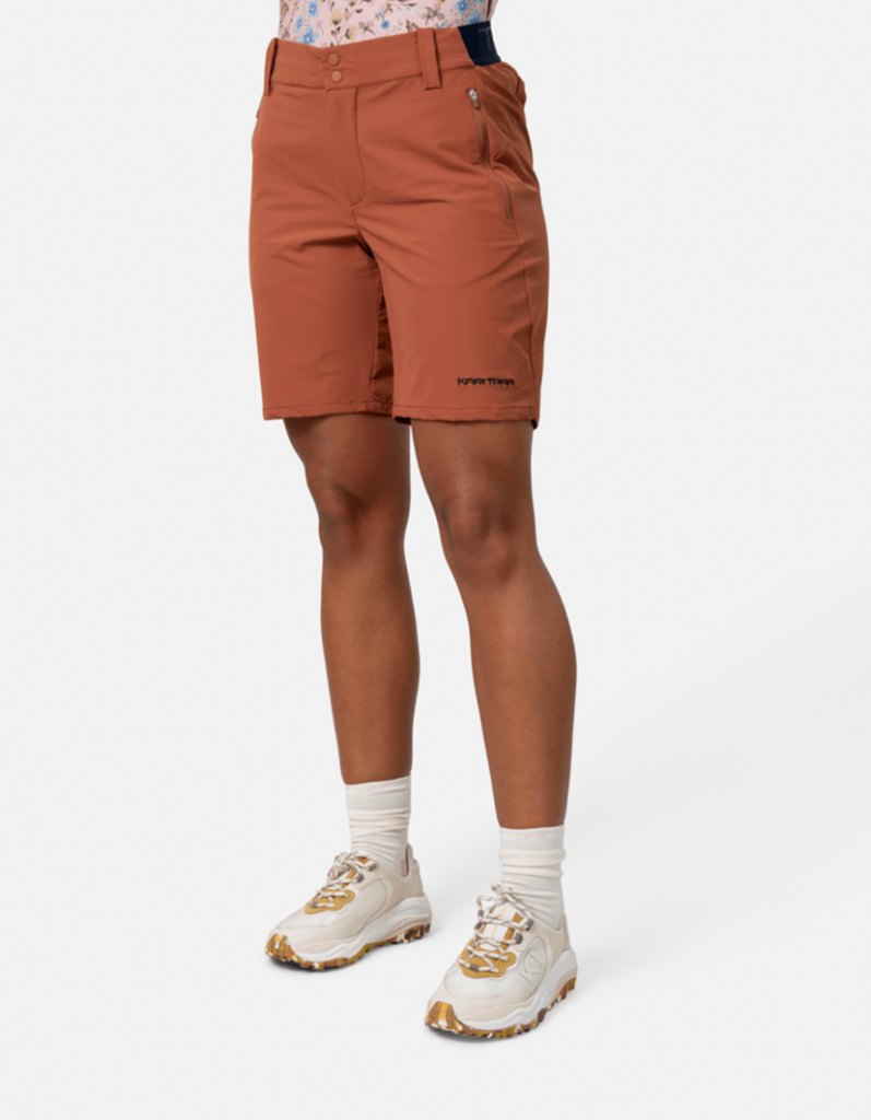 Kari Traa Sanne Outdoor Shorts 8In in BRAUN
