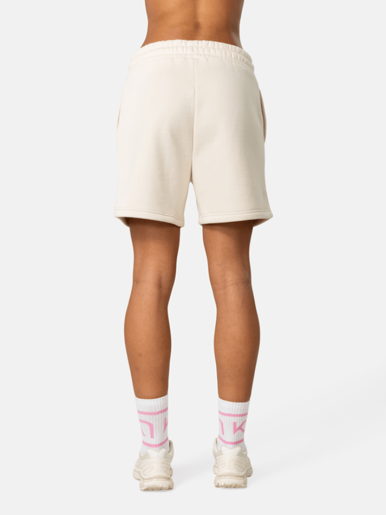 Kari Traa Anelie Shorts in BEIGE