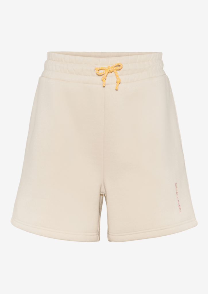 Kari Traa Anelie Shorts in BEIGE
