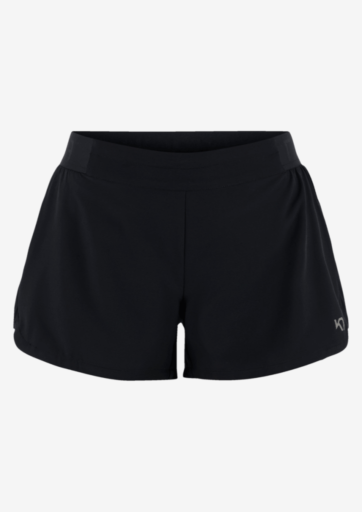 Kari Traa Nora 2.0 Shorts 4In in SCHWARZ