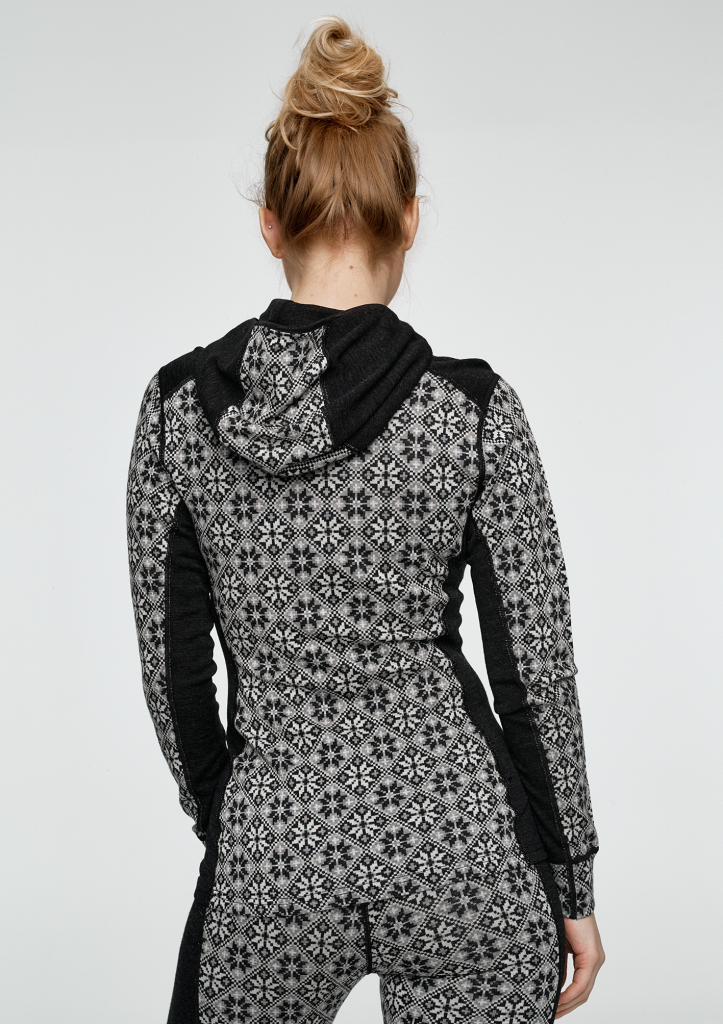 Kari Traa Rose Hood in SCHWARZ