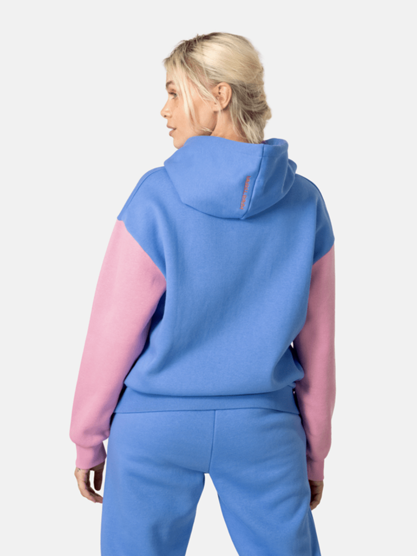 Kari Traa Anelie Hood in BLAU