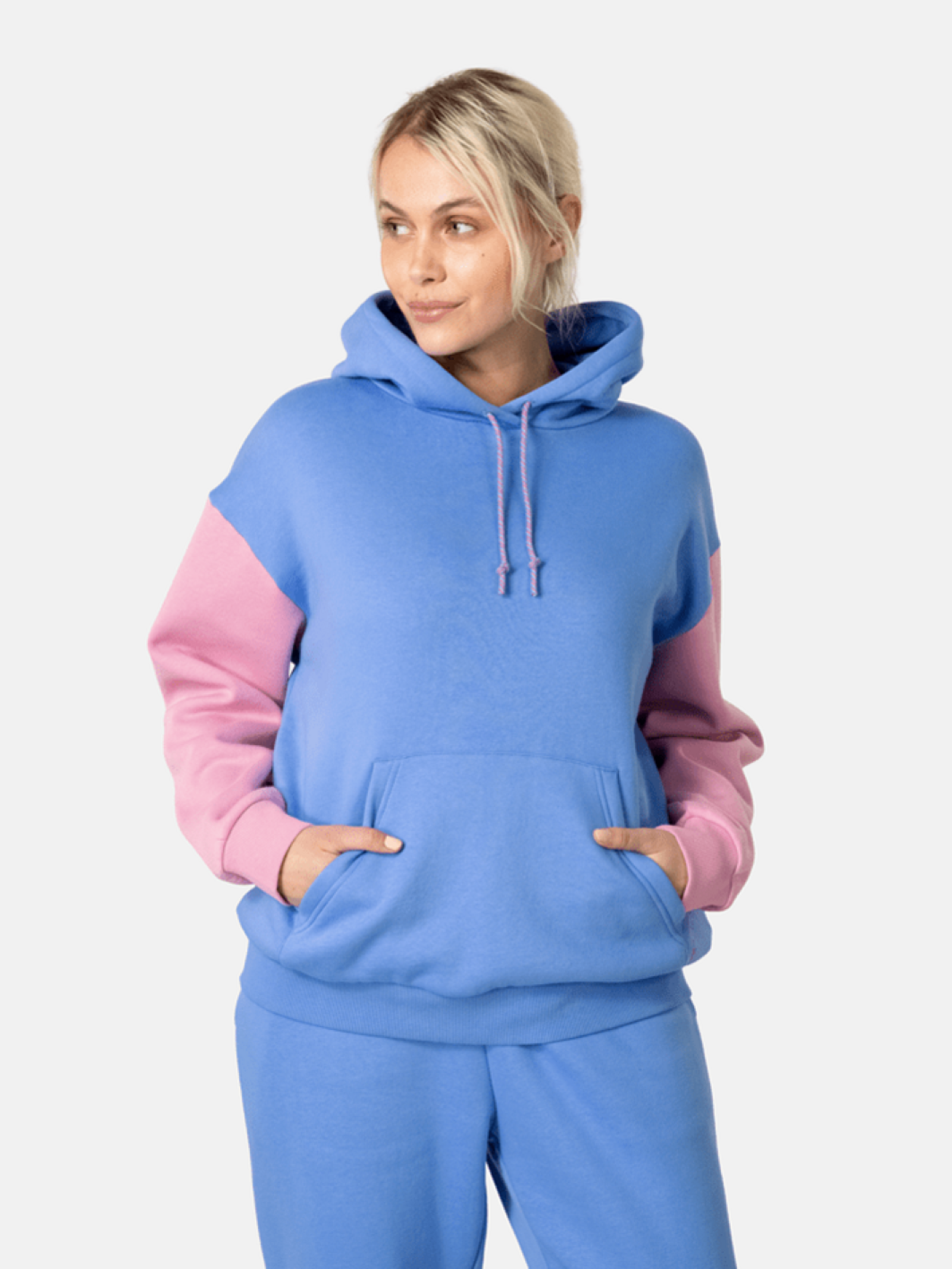 Kari Traa Anelie Hood in BLAU