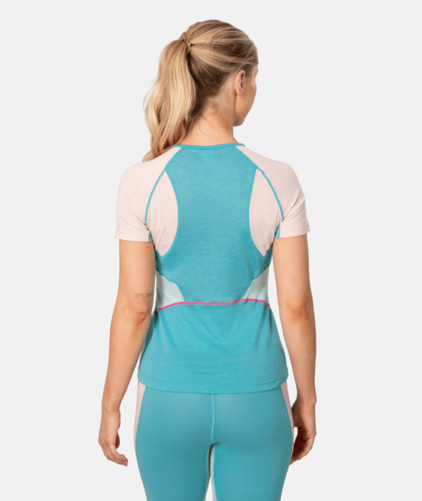 Kari Traa Alma Tee in BLAU