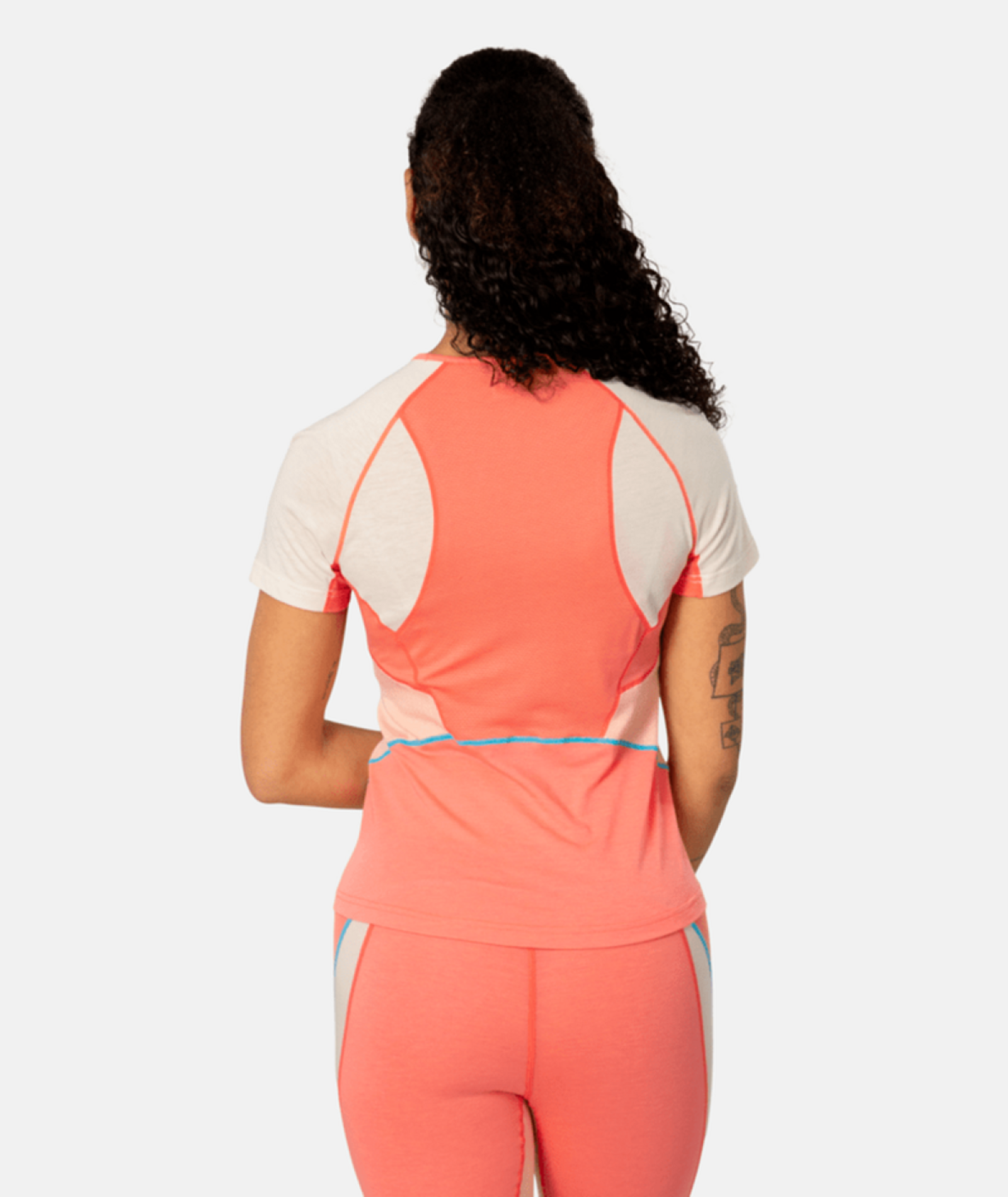 Kari Traa Alma Tee in ORANGE