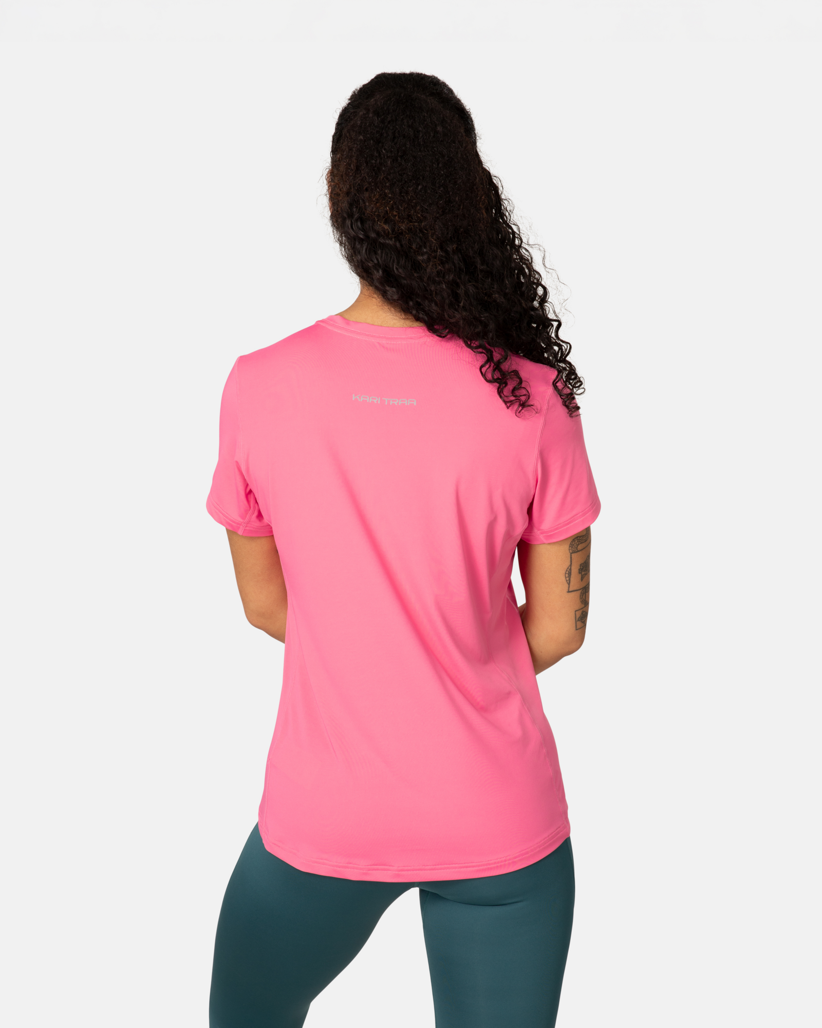 Kari Traa Ava Tee in PINK