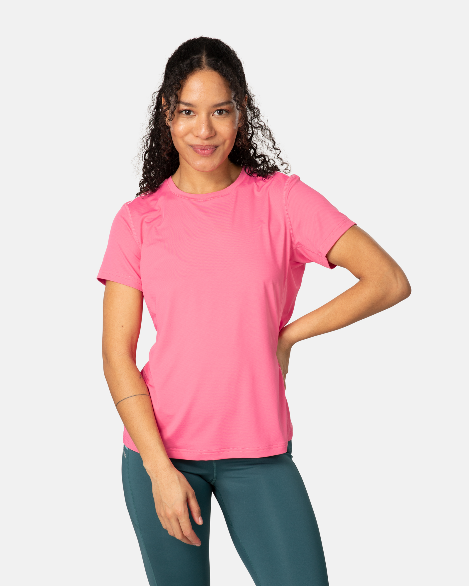 Kari Traa Ava Tee in PINK