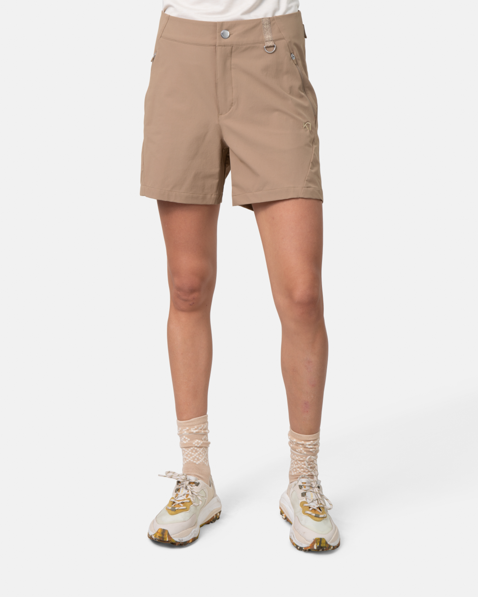 Kari Traa Voss Pro Shorts 5In in BEIGE
