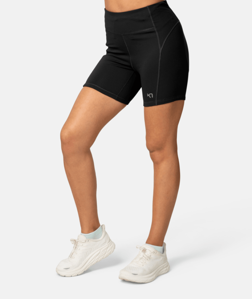 Kari Traa Linnea Shorts in SCHWARZ