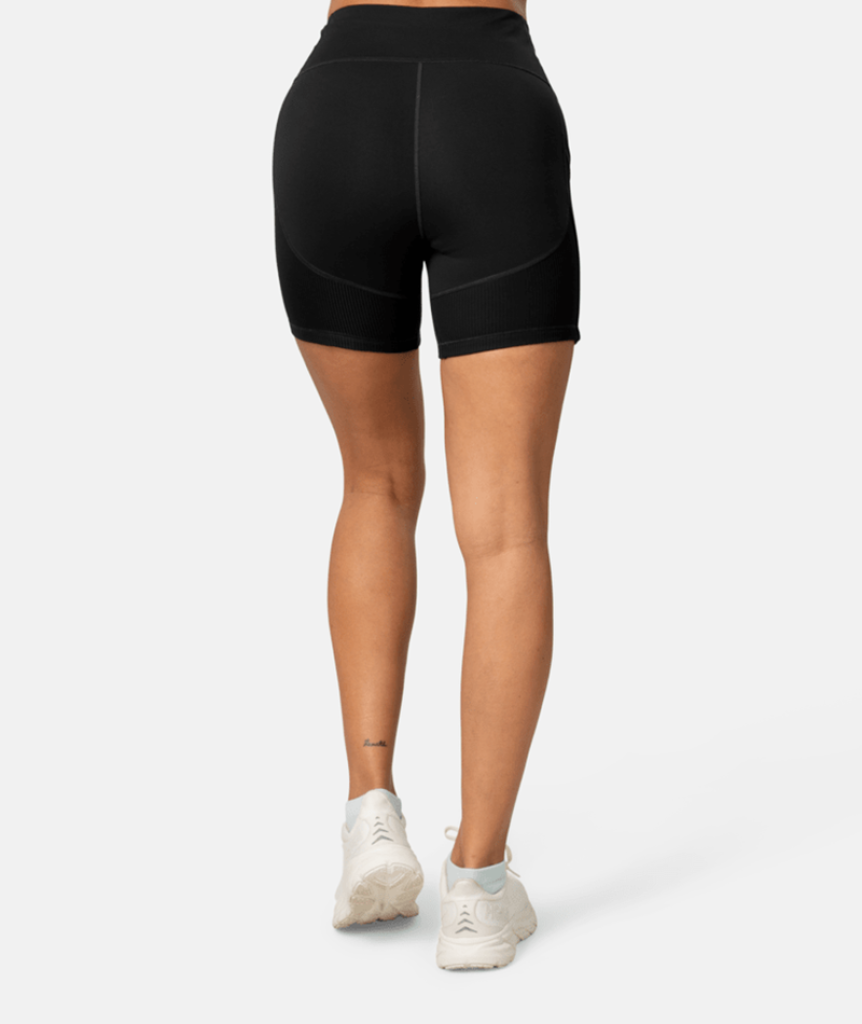 Kari Traa Linnea Shorts in SCHWARZ