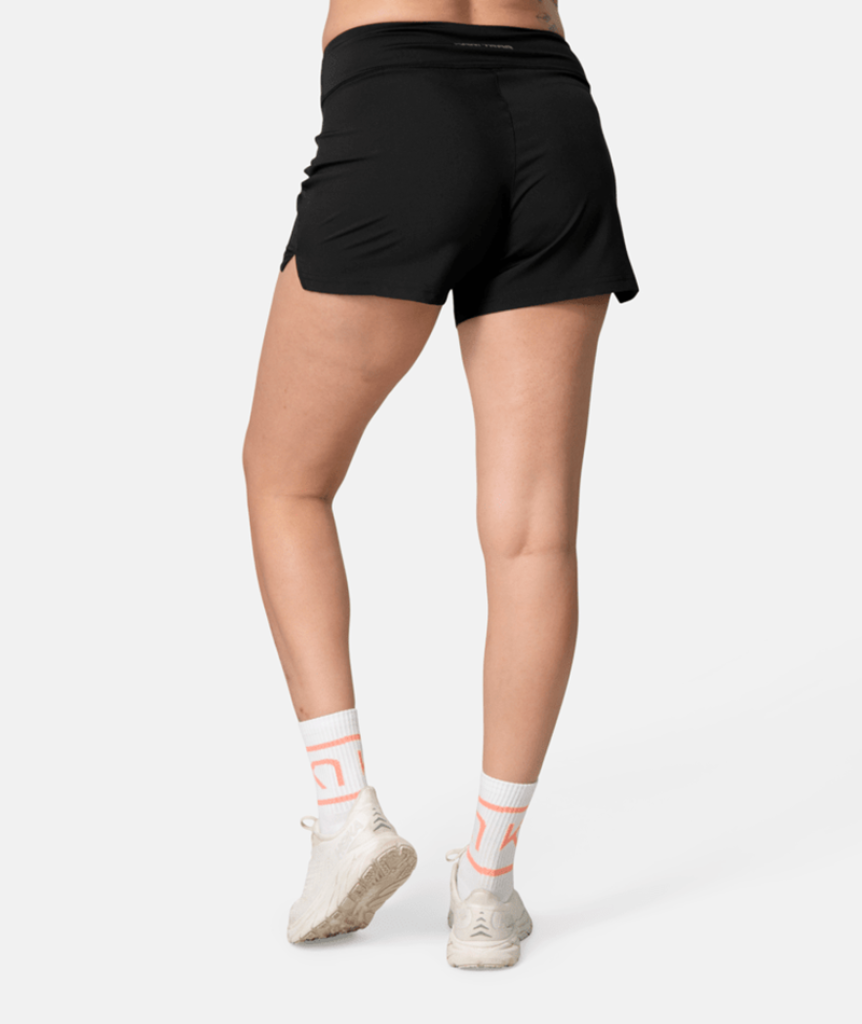 Kari Traa Ava Shorts in SCHWARZ