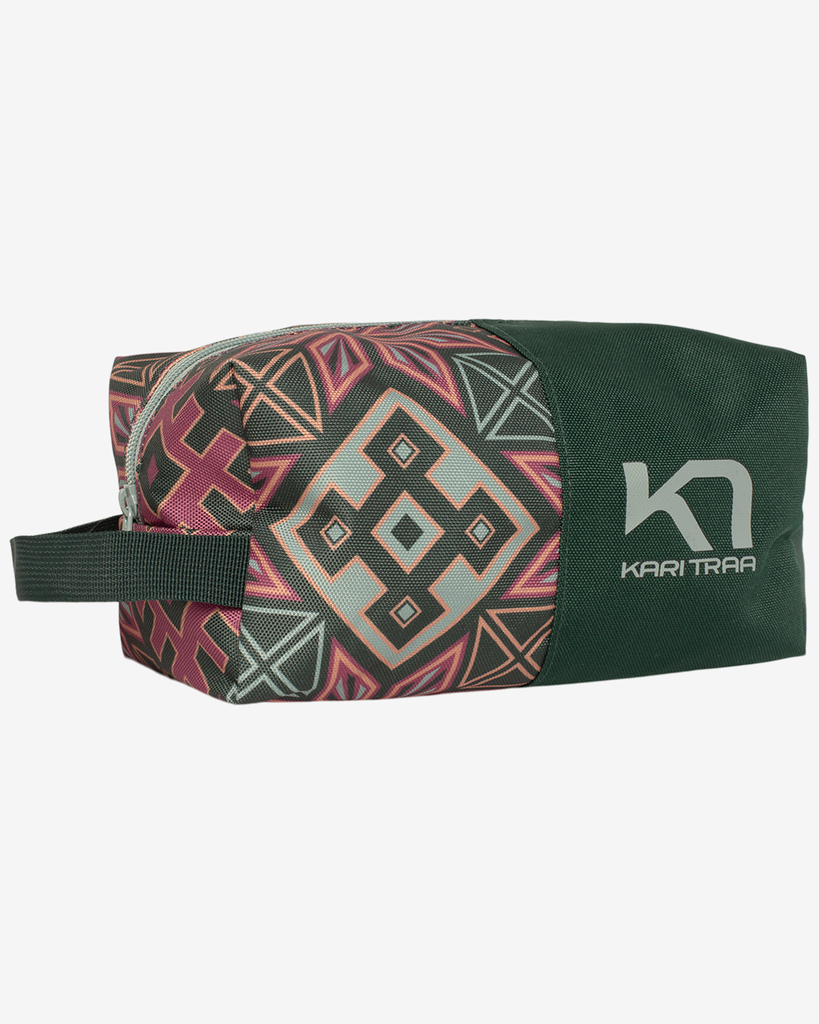 Kari Traa Traa Toiletry Bag in VIOLETT