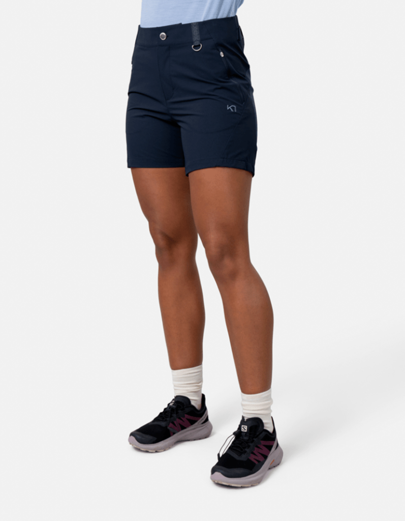Kari Traa Voss Pro Shorts 5In in BLAU