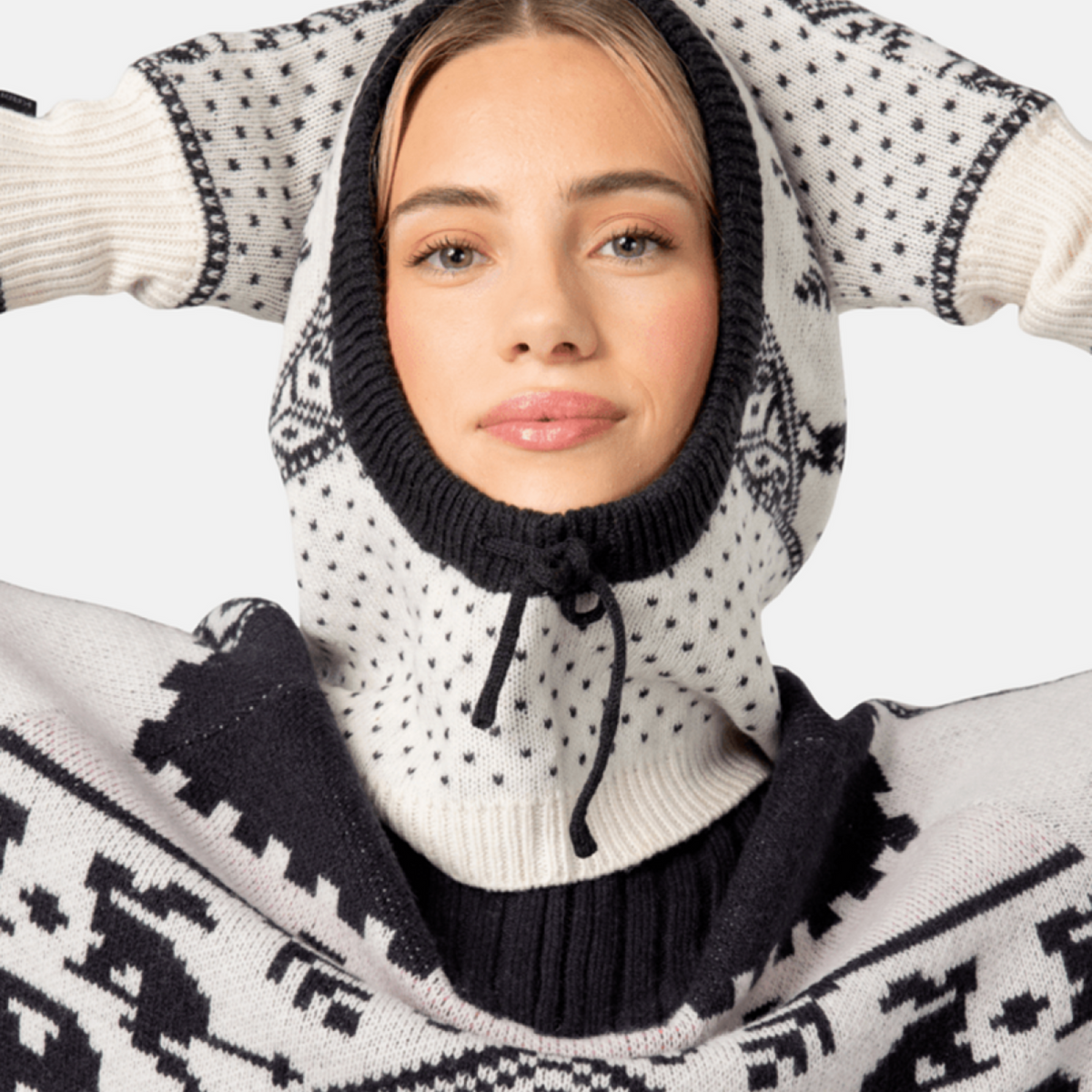 Saga Knit Balaclava off white