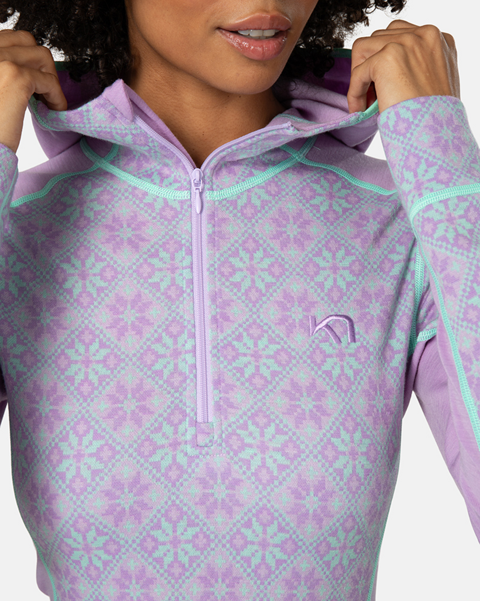 Kari Traa Rose Hood in VIOLETT