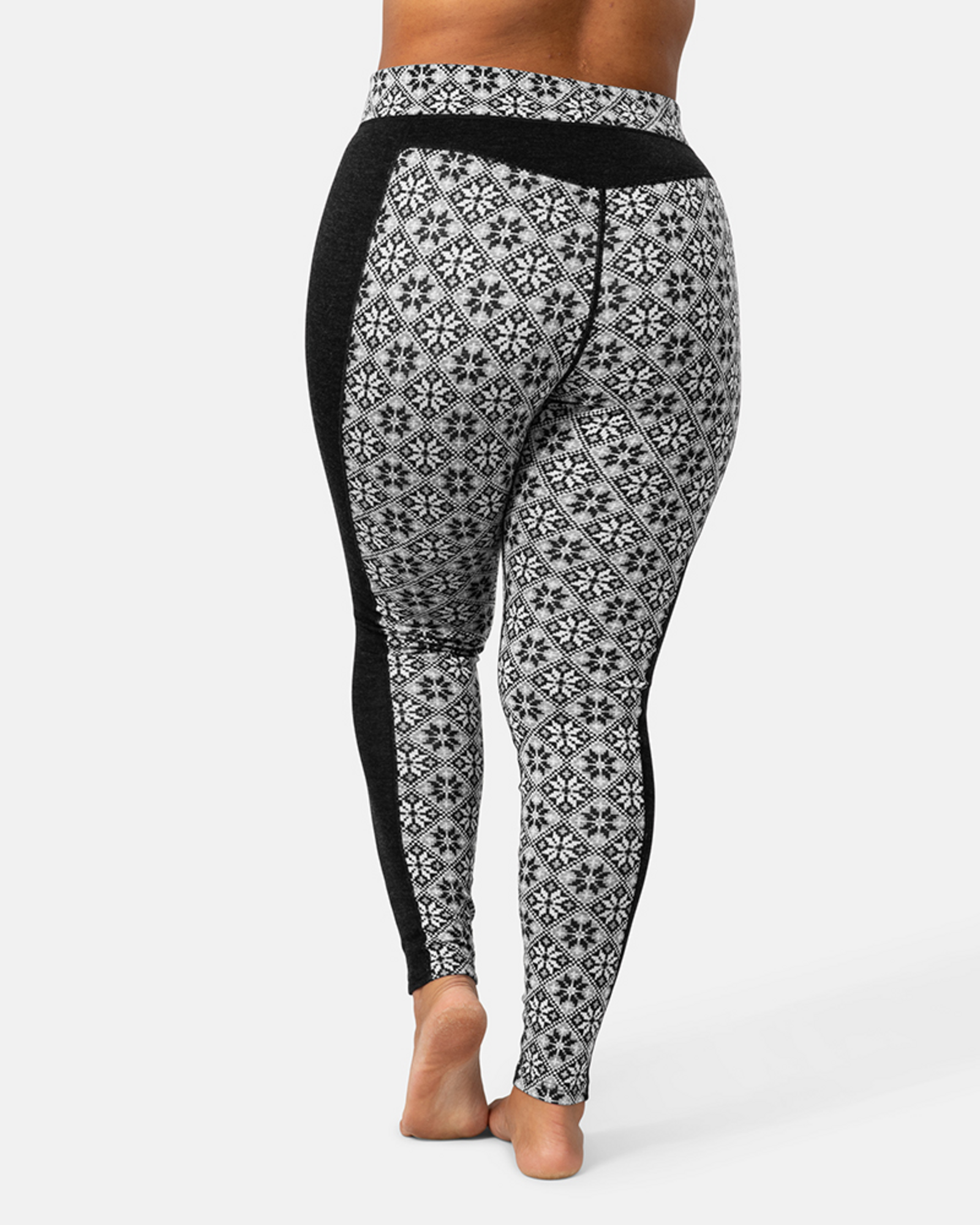 Kari Traa Rose High Waist Pants in SCHWARZ