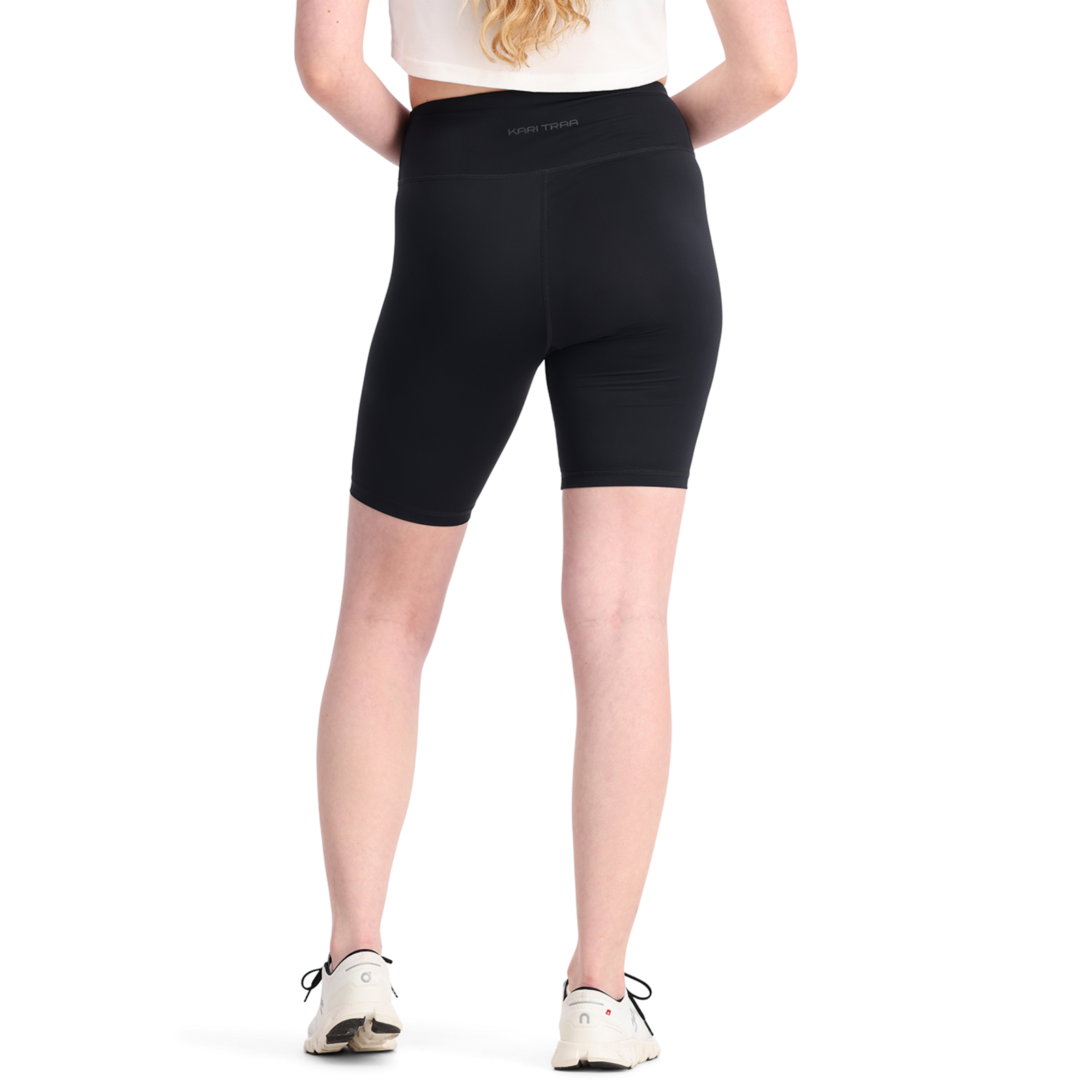 Kari Traa Vilde Bike Shorts 8In in SCHWARZ