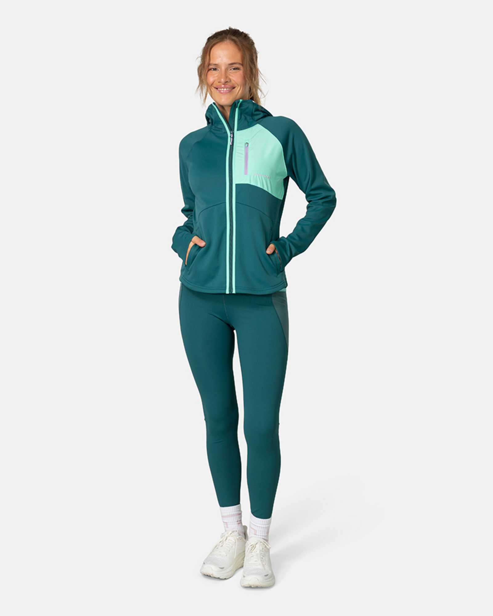 Kari Traa Nia Midlayer in GRÜN