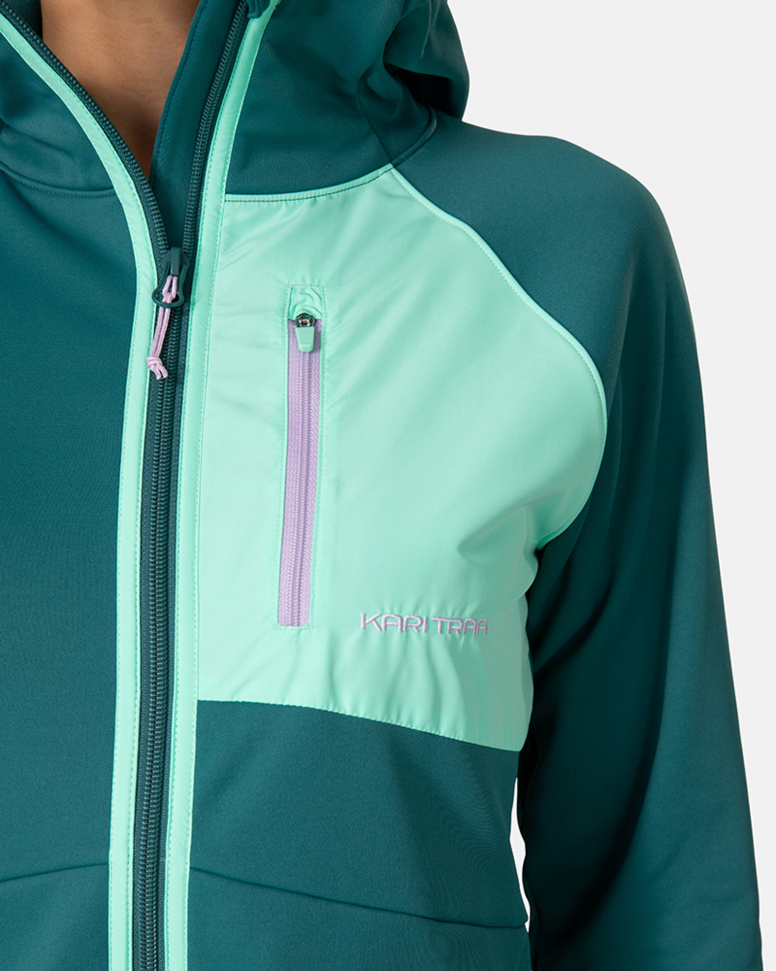 Kari Traa Nia Midlayer in GRÜN