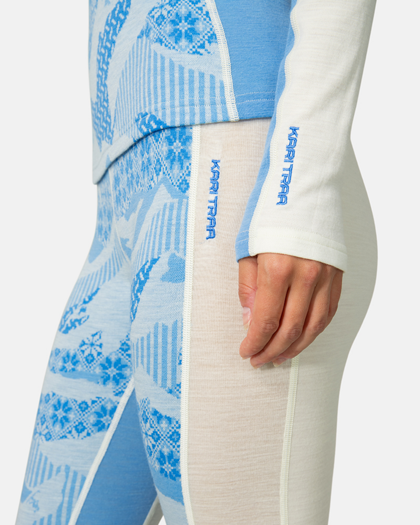 Kari Traa Olea Half Zip in BLAU